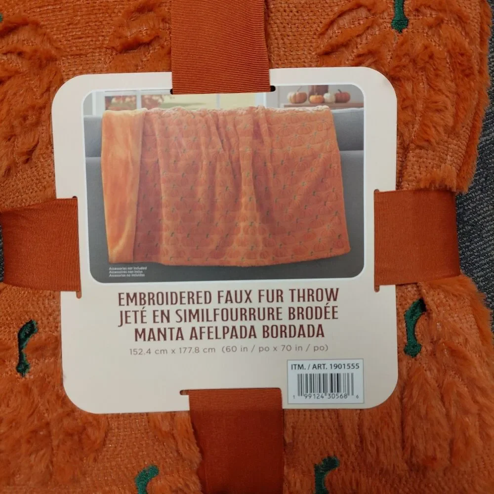 NWT SAME DAY SHIP! VIRAL TIK TOK COSTCO FAUX FUR HALLOWEEN FALL THROW PUMPKIN